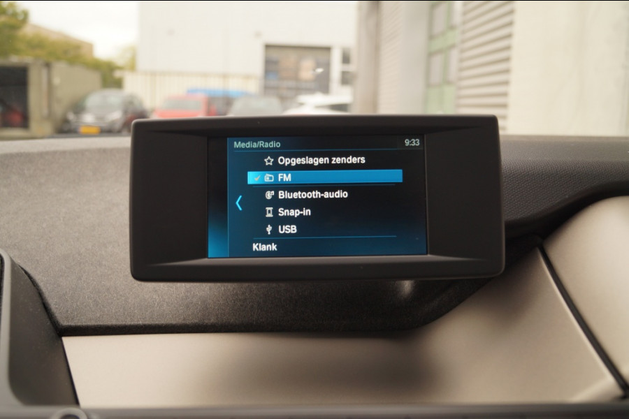 BMW i3 Basis 120Ah 42kWh -WARMTEPOMP-NAVI-ECC-PDC-