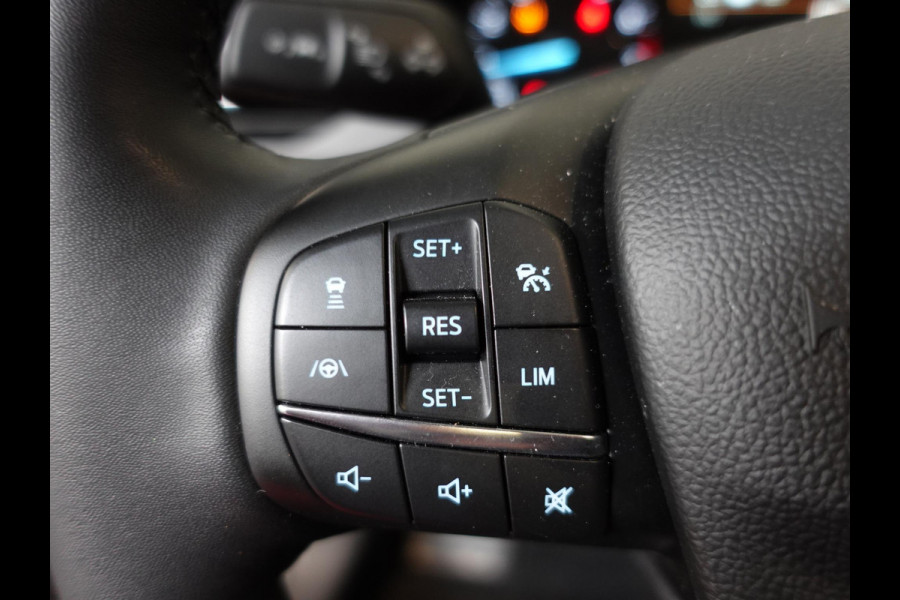 Ford FOCUS Wagon 1.0 EcoBoost 155pk Hybrid Active X Demo! Navigatie Climate Control Camera Parkeer sensoren B&O Lichtmetalen velgen