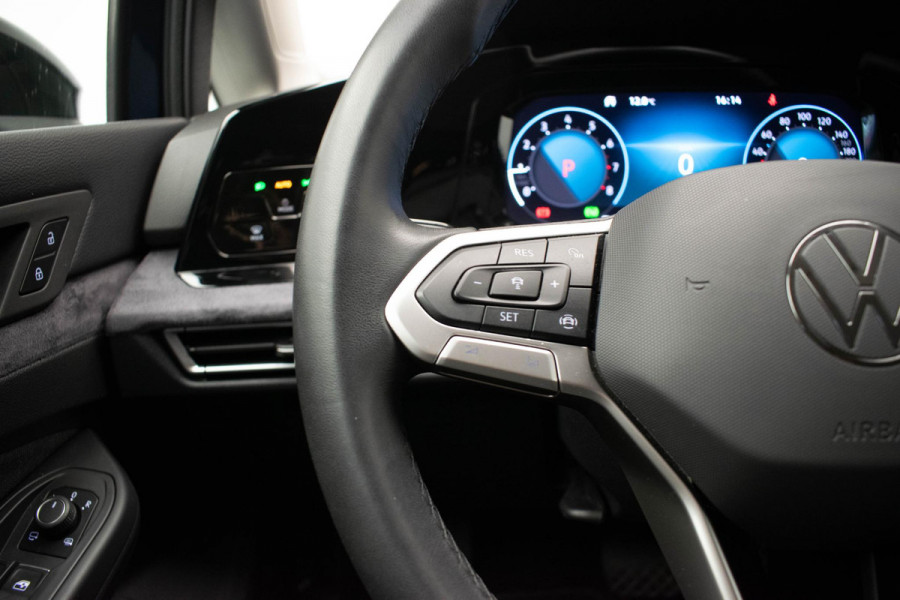 Volkswagen Golf 1.0 eTSI Life Business |Carplay|Adaptive|Camera|