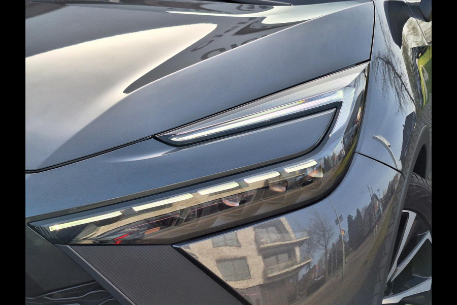 Toyota C-HR 1.8 Hybrid First Edition | Groot scherm, Dodehoekherkenning, Stoel + Stuurverwarming, Elektrische achterklep