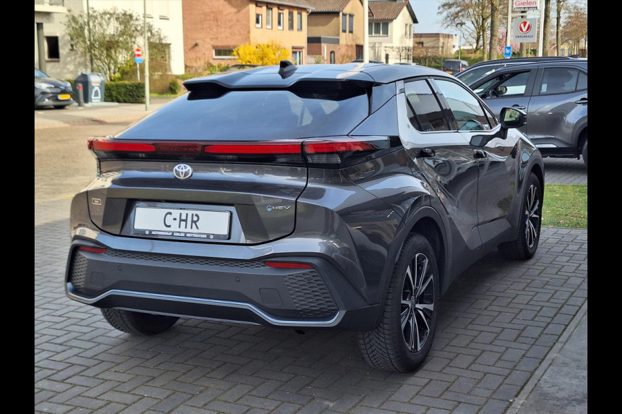 Toyota C-HR 1.8 Hybrid First Edition | Groot scherm, Dodehoekherkenning, Stoel + Stuurverwarming, Elektrische achterklep