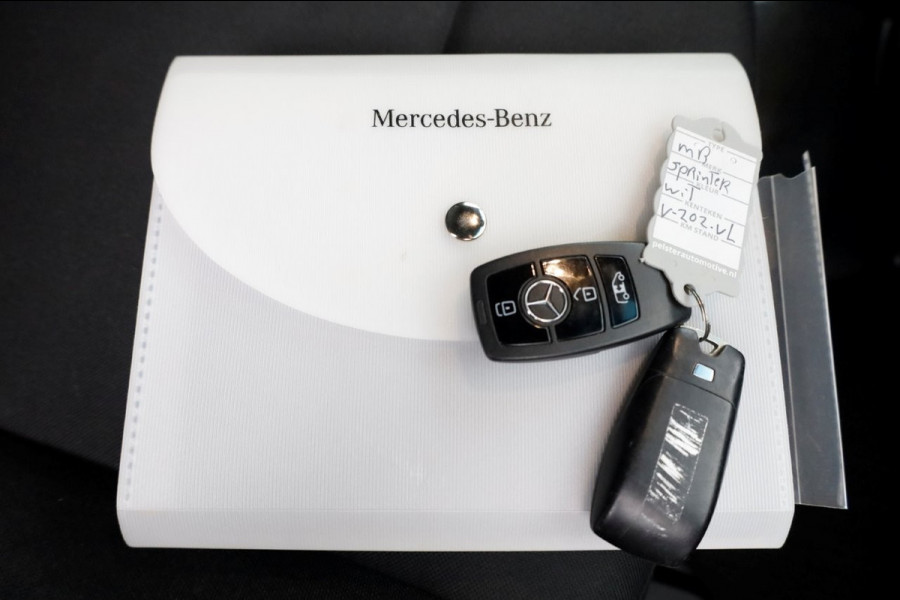 Mercedes-Benz Sprinter 311 CDI 115pk E6 RWD L2H2 7G Automaat Airco/Camera/Inrichting 02-2019