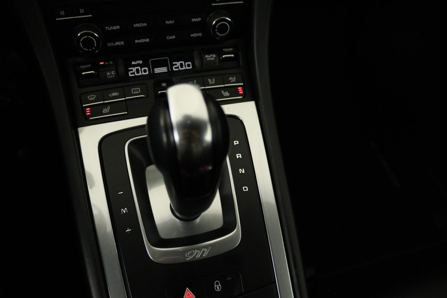 Porsche 911 3.0 Carrera 4S (NL-auto, Bucket Seats, Sport Chrono, Sport Uitlaat, StoelV, Navi, Cruise Con, Etc)