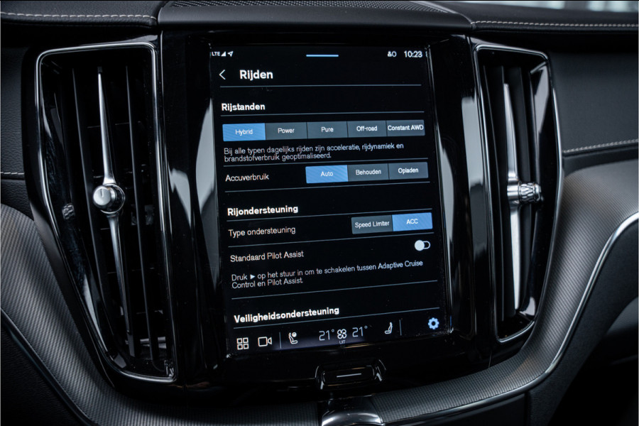 Volvo XC60 2.0 T6 Plug-in hybrid AWD Inscription Expression - Panorama | H&K | Elek. Trekhaak | Memory | HUD