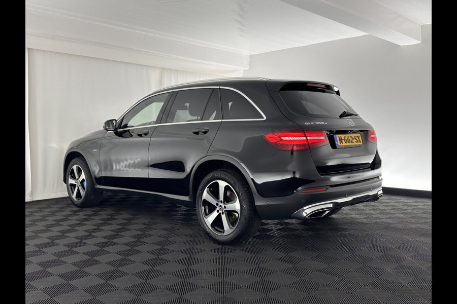 Mercedes-Benz GLC 350e 4MATIC Premium Plus Aut. *HEAD-UP | FULL-LED | FULL-LEATHER | BURMESTER | CAMERA  | HEATED-SEATS | SPORT-SEATS | NAVI-FULLMAP | 18''ALU | TOWBAR*