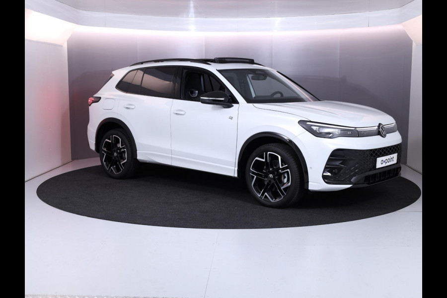 Volkswagen Tiguan R-Line-Edition 1.5 eHybrid 200 kW / 272 pk SUV 6 v ersn. DSG