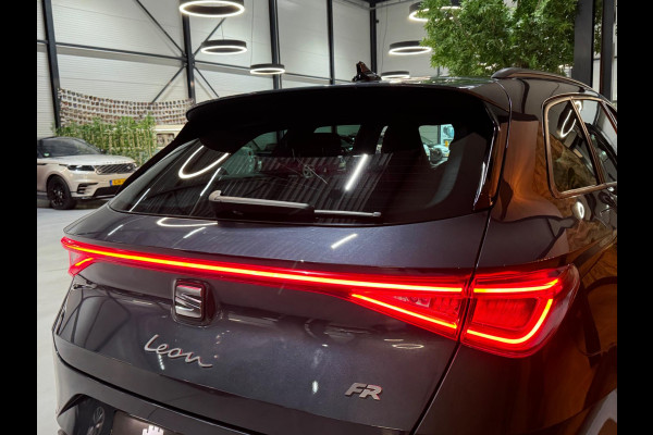 Seat Leon Sportstourer 1.5 eTSI FR Garantie CarPlay Camera PDC LED StoelVW StuurVW Sfeer Lane ACC Clima Navi Rijklaar