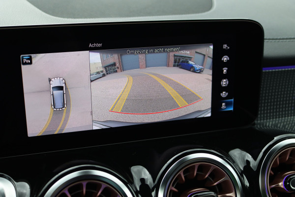 Mercedes-Benz EQB 300 4MATIC Luxury Line 67 kWh | Dodehoekassistent | Nightpakket | Surround Camera | Vario-achterbank | Apple Carplay/Android Auto | High Perf. LED | Zitcomfortpakket | Stoelverwarming |
