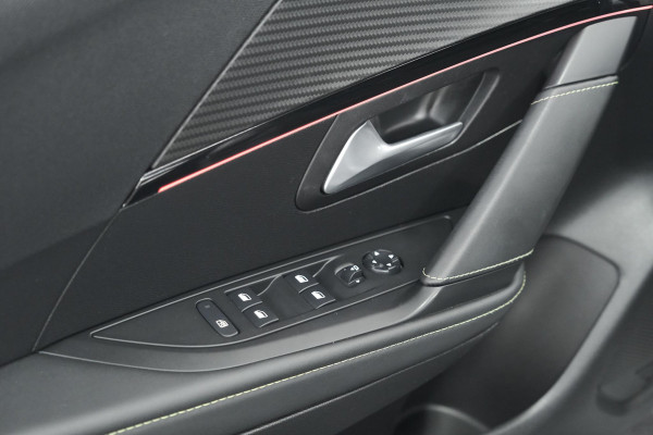 Peugeot 208 PureTech 100 GT-Line | Camera | Navigatie | Parkeersensoren | Apple Carplay