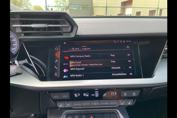 Audi A3 LIMOUSINE S-Line/Apple car play/AUT/SportStoel