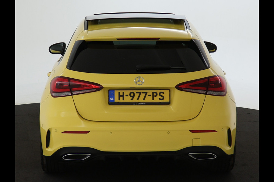 Mercedes-Benz A-Klasse 180 Business Solution AMG | Lichtmetalen velgen | AMG Line | Night Pakket | Panorama Schuif-Kanteldak | Parking support camera achter | navigatie | Inclusief 24 maanden MB Certified garantie voor Europa.