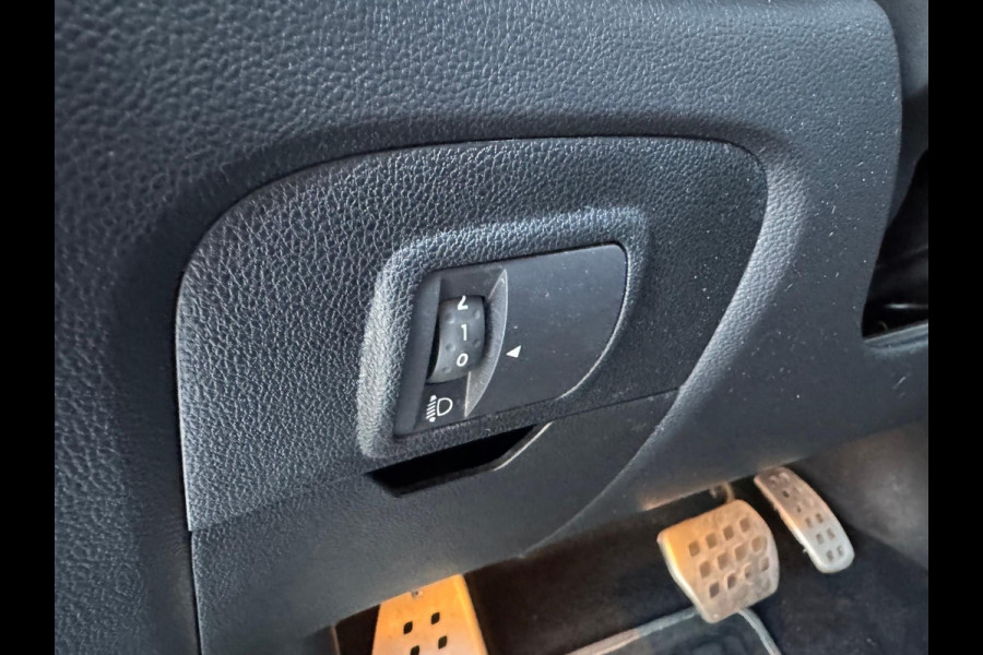 Renault Scénic TCe 140 EDC Black Edition 1e eigenaar / Bose Sound / Head Up / Stoel verw. / Adaptieve cruise control