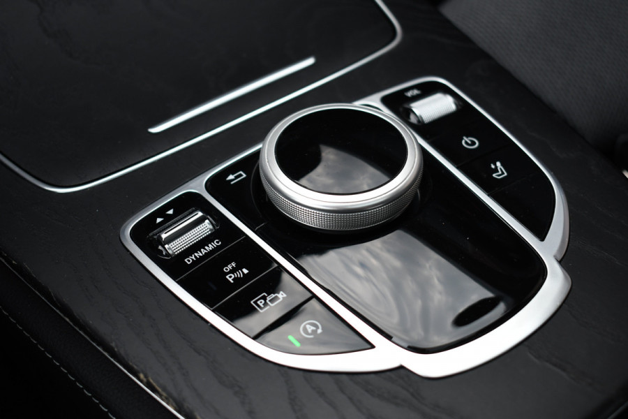Mercedes-Benz E-Klasse Estate 200 El-dak 19inch-AMG Alarm4 LED