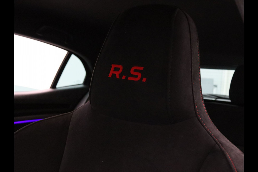 Renault Mégane TCe 280pk RS EDC/AUTOMAAT Head-Up | Camera | Cruise | Parkeersens. v+a | Stoelverw. | 19" Velgen
