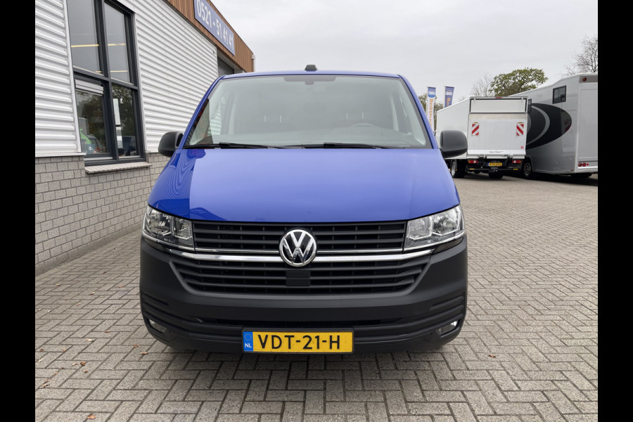 Volkswagen Transporter 2.0 TDI 150pk DSG automaat L2H1 30 Comfortline / vaste prijs rijklaar € 17.950 ex btw / lease vanaf € 330 / euro 6 / bpm vrij / airco / cruise / navi / pdc / achterklep !