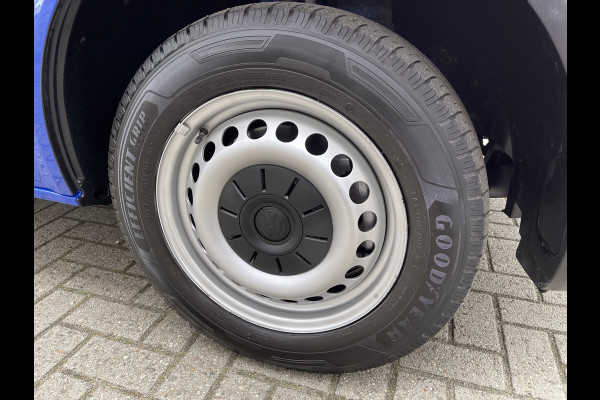 Volkswagen Transporter 2.0 TDI 150pk DSG automaat L2H1 30 Comfortline / vaste prijs rijklaar € 17.950 ex btw / lease vanaf € 330 / euro 6 / bpm vrij / airco / cruise / navi / pdc / achterklep !