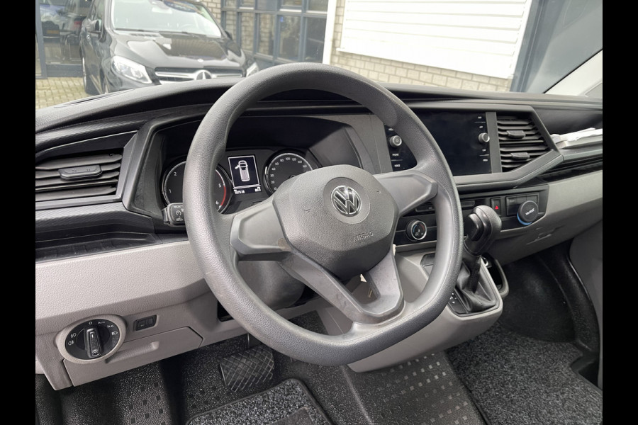 Volkswagen Transporter 2.0 TDI 150pk DSG automaat L2H1 30 Comfortline / vaste prijs rijklaar € 17.950 ex btw / lease vanaf € 330 / euro 6 / bpm vrij / airco / cruise / navi / pdc / achterklep !