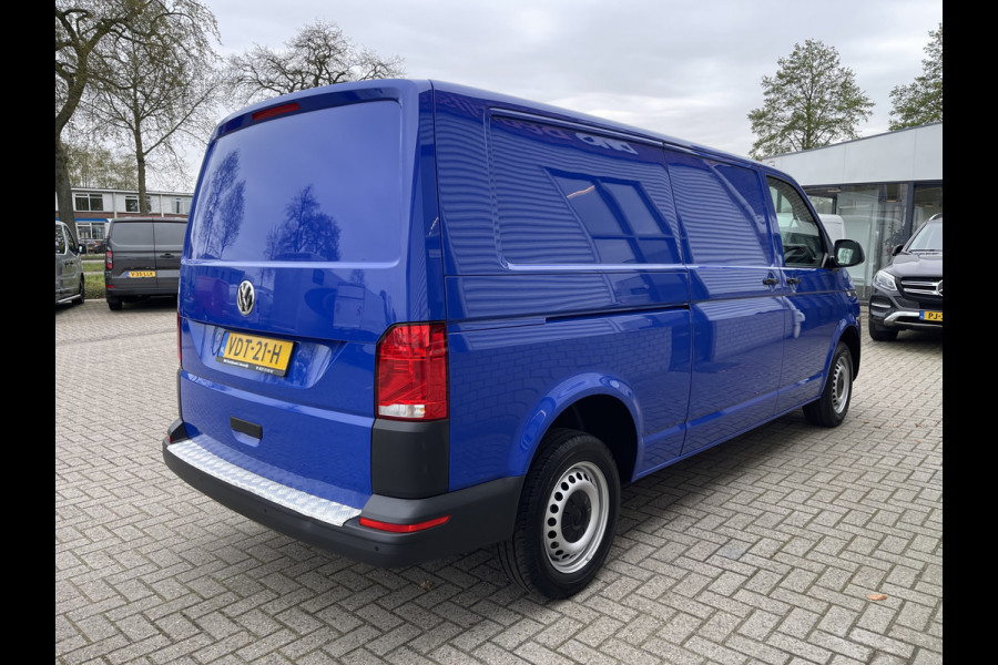 Volkswagen Transporter 2.0 TDI 150pk DSG automaat L2H1 30 Comfortline / vaste prijs rijklaar € 17.950 ex btw / lease vanaf € 330 / euro 6 / bpm vrij / airco / cruise / navi / pdc / achterklep !