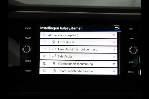 Volkswagen Taigo 1.0 TSI Life 110 pk Automaat (DSG) | Navigatie via App | Parkeersensoren (Park assist) | Achteruitrijcamera | Adaptieve cruise control | Stoelverwarming | LED koplampen |