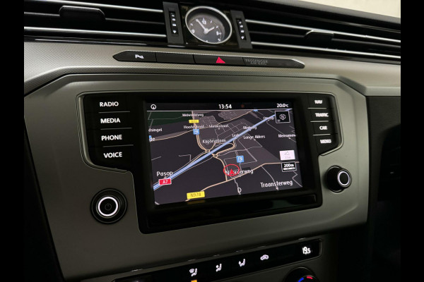 Volkswagen Passat Variant 1.4 TSI ACC CarPlay Navi Trekh NAP