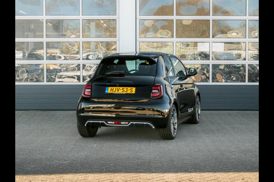 Abarth 500e Turismo 42 kWh | Pack Scorpion Design | Pack Winter | Pack Scorpion Sound | Pack Scorpion Tech 2.0