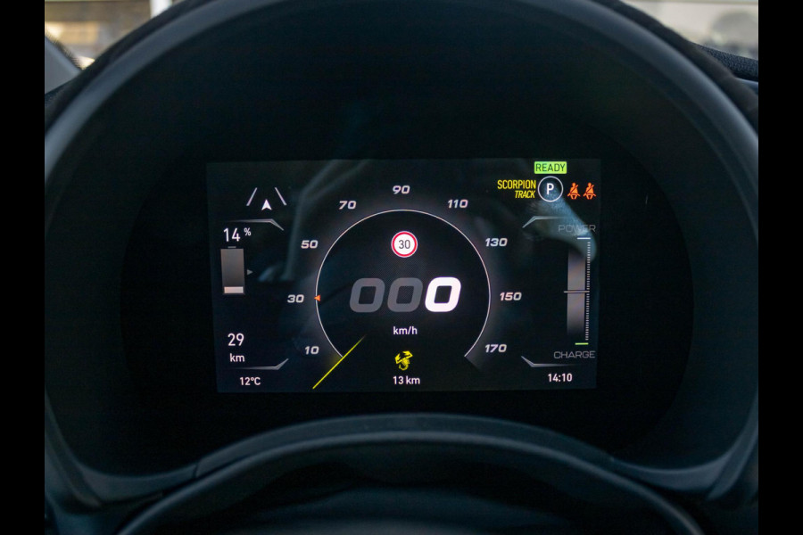 Abarth 500e Turismo 42 kWh | Pack Scorpion Design | Pack Winter | Pack Scorpion Sound | Pack Scorpion Tech 2.0