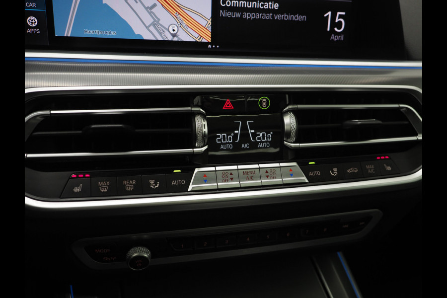 BMW X5 xDrive45e Full Black | Panoramadak | Luchtvering | Head Up | Adaptive Cruise | Camera