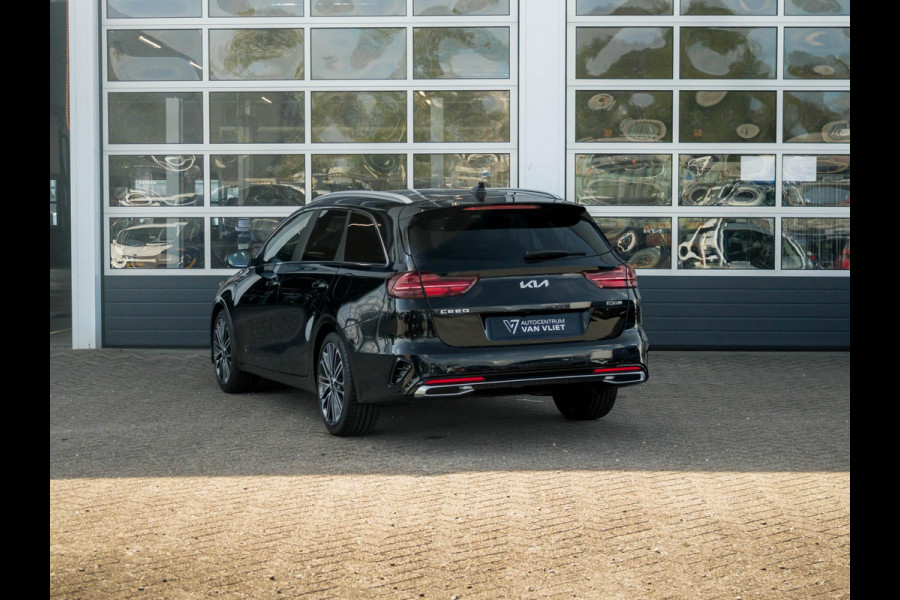 Kia Ceed Sportswagon 1.5 T-GDi GT-PlusLine | Direct leverbaar | Schuif/Kanteldak | Stoel&Stuur Verwarming | Premium Audio | Navi | 18"