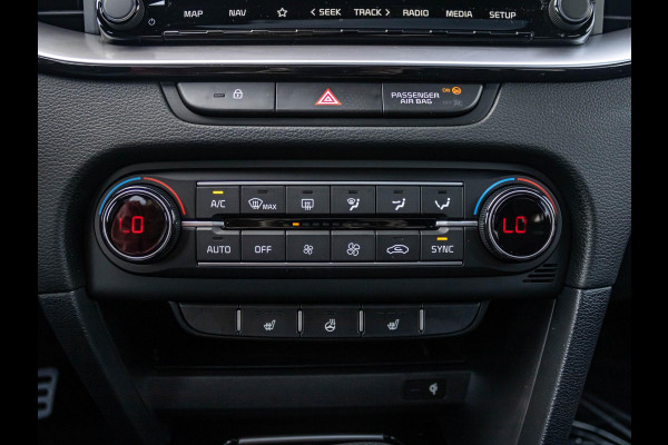 Kia Ceed Sportswagon 1.5 T-GDi GT-PlusLine | Direct leverbaar | Schuif/Kanteldak | Stoel&Stuur Verwarming | Premium Audio | Navi | 18"