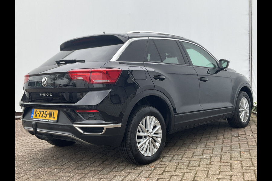 Volkswagen T-Roc 1.5 TSI Style Automaat Pano.dak Adap.Cruise Trekhaak Digitaal Vol Opties!