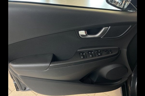 Hyundai Kona 1.6 GDI HEV HYBRID AUTOMAAT AIRCO CLIMA NAVI FRONTASSIST STUURVERW STOELVERW APPLE CARPLAY NIEUWSTAAT