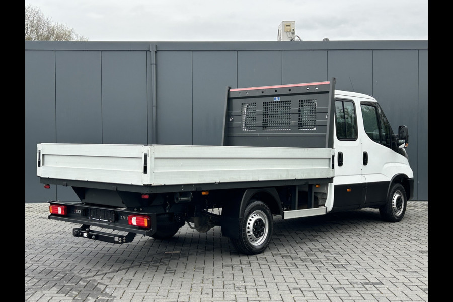 Iveco Daily 35S14 2.3 D / PICK UP MET LANGE BAK / 7 PERSOONS DUBBELE CABINE / 22.770 KM / AIRCO / CRUISE / NAVI / 3.5 TONS TREKHAAK
