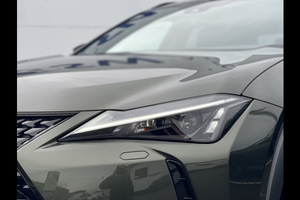 Lexus UX 250h Style+ Edition | Camera | Carplay | LED | 18 inch