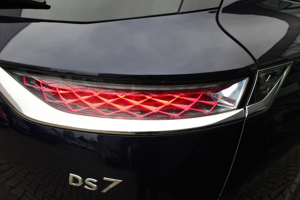 DS 7 Crossback E-Tense 4x4 300PK Opera | Nachtzicht | Full Options | Adaptieve Cruise | Trekhaak | Panoramadak |  Leder |