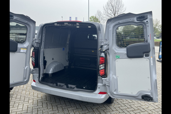 Ford Transit Custom 320 2.0 TDCI L2H1 Limited DC 170pk/125kW Automaat | Garantie 12/2029 / 200.000 km | 5-zits | AGR-stoelen | Driver Assistance Pack | 2x Schuifdeur | 17'' | BPM VRIJ!