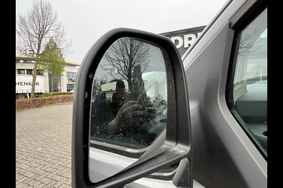 Ford Transit Custom 320 2.0 TDCI L2H1 Limited DC 170pk/125kW Automaat | Garantie 12/2029 / 200.000 km | 5-zits | AGR-stoelen | Driver Assistance Pack | 2x Schuifdeur | 17'' | BPM VRIJ!