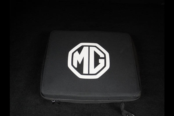 MG Mg zs ev EV Long Range Luxury 70 kWh ORIG. NL. NAP KM. | COMPLETE AUTO | MG GARANTIE T/M 6-2030