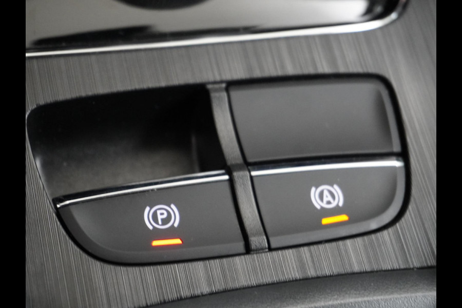 MG Mg zs ev EV Long Range Luxury 70 kWh ORIG. NL. NAP KM. | COMPLETE AUTO | MG GARANTIE T/M 6-2030