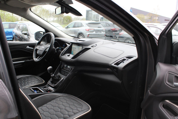 Ford Kuga 1.5 EcoBoost Vignale | Trekhaak Afneembaar 2000KG | Cruise Control | Navigatie | Climate Control | Lichtmetalen Velgen |