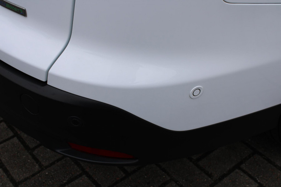Ford FOCUS Wagon 1.0 Ecoboost 125 PK Titanium | Trekhaak | 17 Inch Lichtmetalen Velgen | Climate Control | Cruise Control |