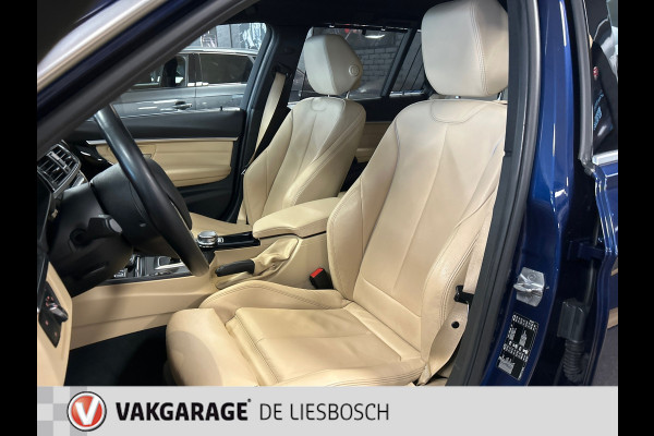 BMW 3 Serie Touring 318i Luxury Edition Automaat / Leder / Navigatie / led koplampen / trekhaak