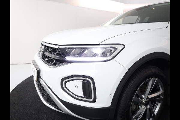 Volkswagen T-Roc 1.0 TSI Life 75 Edition 110pk 6bak| digital display| camera| side-skirts| navi | 17'LM-velgen| parksensors
