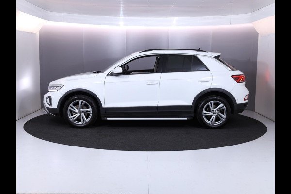 Volkswagen T-Roc 1.0 TSI Life 75 Edition 110pk 6bak| digital display| camera| side-skirts| navi | 17'LM-velgen| parksensors