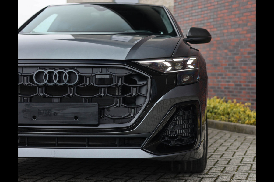 Audi Q8 60 TFSIe Quattro *B&O advanced*Vierwielsturing*Trekhaak*Massage*