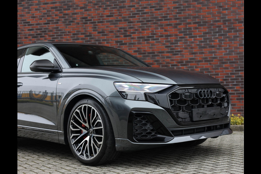 Audi Q8 60 TFSIe Quattro *B&O advanced*Vierwielsturing*Trekhaak*Massage*