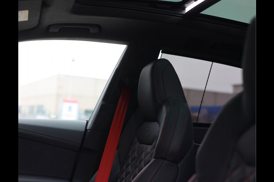 Audi Q8 60 TFSIe Quattro *B&O advanced*Vierwielsturing*Trekhaak*Massage*