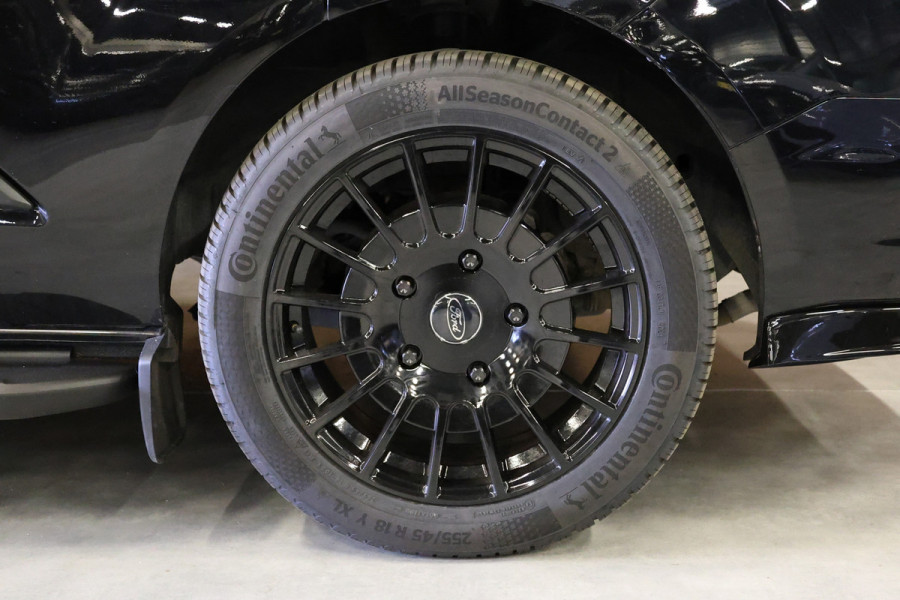 Ford Transit Custom 300 2.0 TDCI L2H1 Raptor Edition | 6.500 KM | BPM VRIJ | CarPlay | Lane Assist | DAB | Cruise control | PDC V+A | 3-Zitter | Betimmering | Nieuwe APK | Fabrieksgarantie
