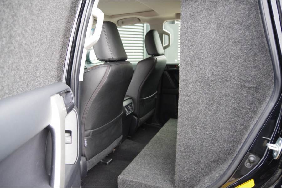 Toyota Land Cruiser 2.8 D-4D-F EXECUTIVE, AUT. SCHUIFDAK, TREKHAAK, LEDER, CAMERA, NAVI, CRUISE, STOELVERWARMING,