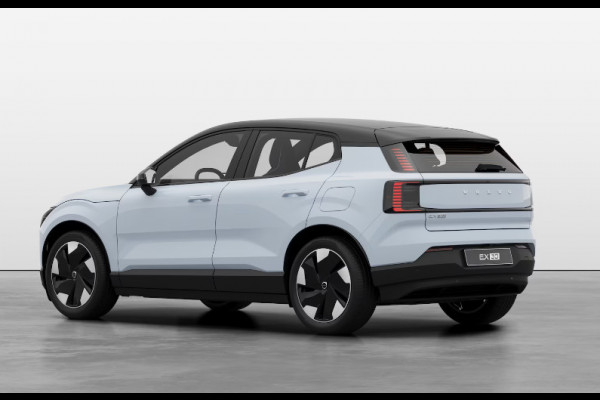 Volvo EX30 272PK Ext. Range Plus / Nu van €45.995 Voor €38.495! / / Adaptieve Cruise Control/ Dodehoek Detectie / Parkeersensoren voor en achter/ Achteruitrijcamera/ Warmtepomp/ Google Services/W