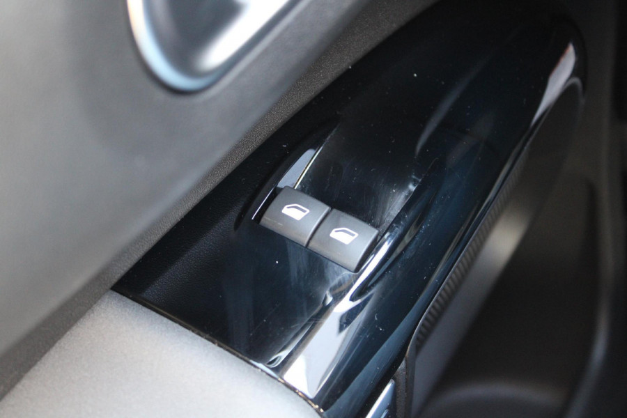 Citroën C4 Cactus 1.2 PT 110 Feel | Navi | Parkeercamera | Prijs is rijklaar
